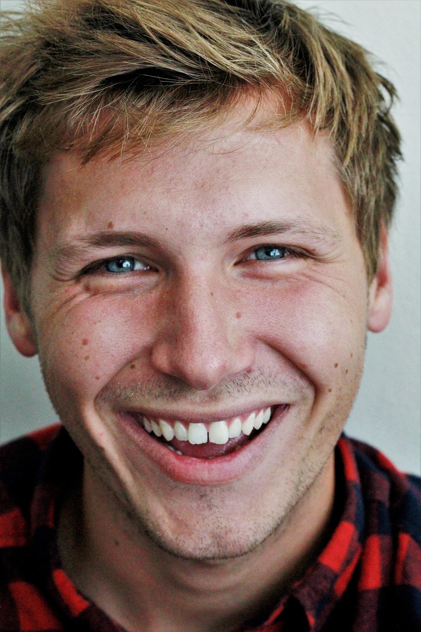 services-05 male, model, smile, man, young, attractive, handsome, guy, caucasian, portrait, adult, face, person, people, fashion, youth, style, lifestyle, masculine, looking, body, expression, stylish, modern, fit, muscular, cool, macho, athletic, fitness, black, confident