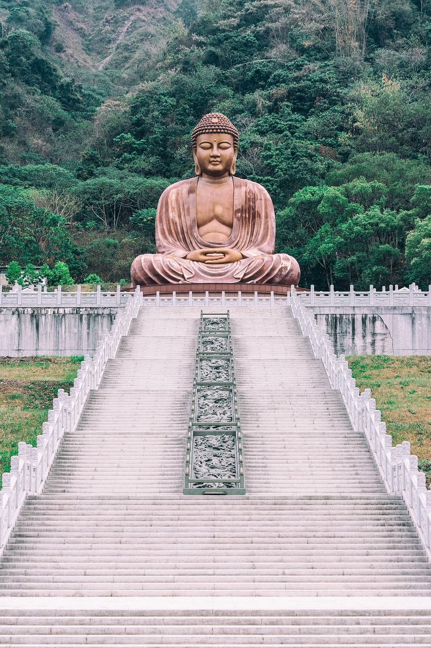 entdecken sie die vorteile der meditation: erfahren sie, wie meditation stress reduziert, die konzentration fördert und ihr allgemeines wohlbefinden verbessert. tipps, techniken und anleitungen für anfänger und fortgeschrittene.